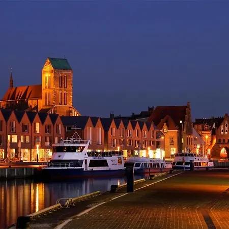Urlaub In Hafennaehe Der Hansestadt * Wißmar